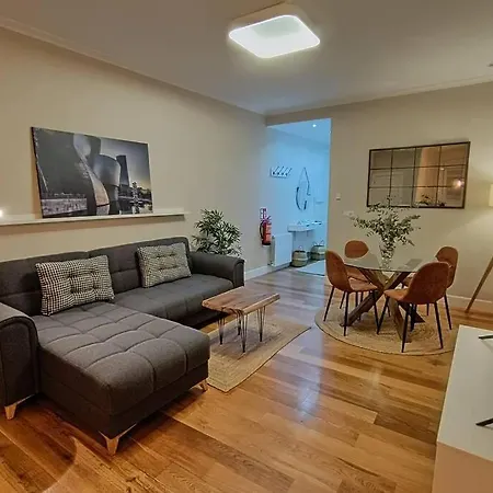 Apartament Centro Bilbao-parking Gratuito-cuidada Limpieza